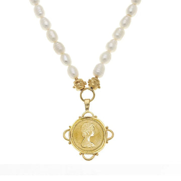 Italia Coin Pendant Necklace